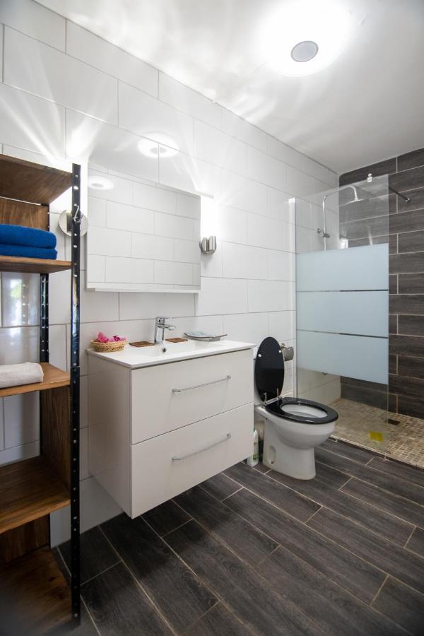 Appartements Et Chambres En Coeur De Ville Saint-Denis - Entree Autonome - Check In 14H30- Екстер'єр фото